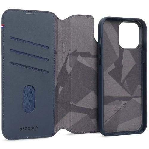 DECODED Leather Case w/MagSafe + Wallet for iPhone 15 - True Navy